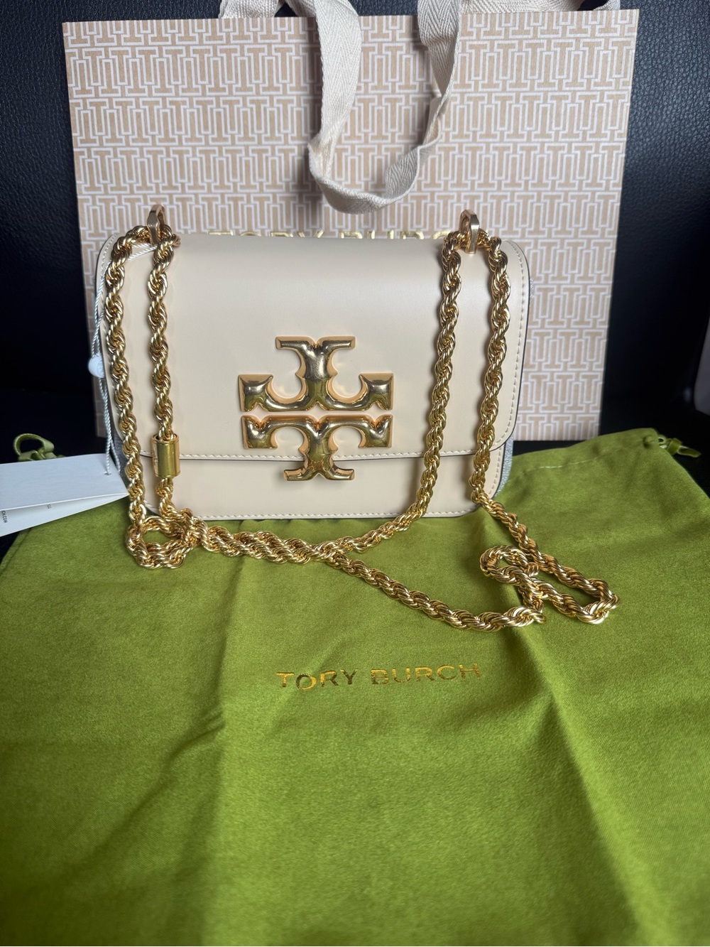 Tory Burch Cream Leather Crossbody with Gold Logo Chain - Picture 3 of 10